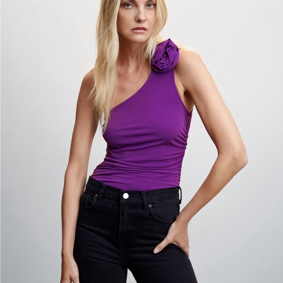 Top - Picture 3 of 5